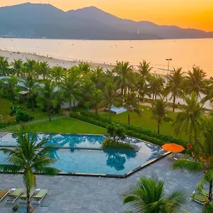 Temple Resort